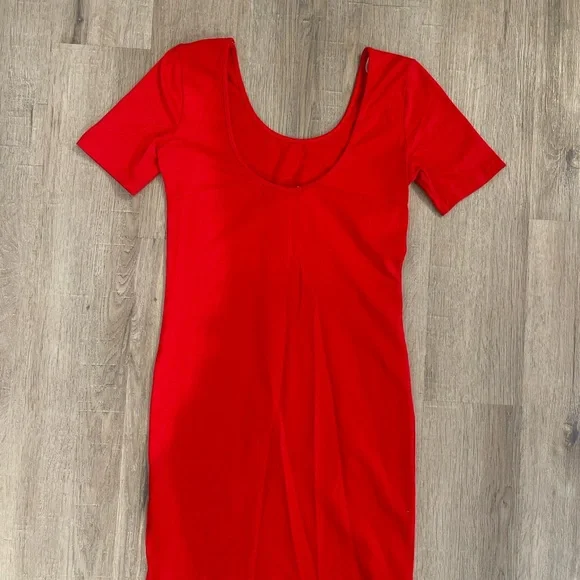 Forever 21 Fitted Dress - Picture 2 of 3